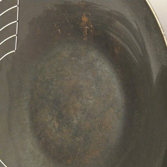 Metal Wok - Picture 2 of 3